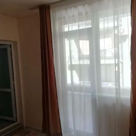 Къща За Гости Поморие Gæstehus *